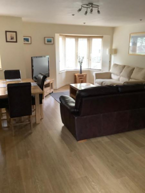  Simpson's Apartments Rugby Ltd  Регби